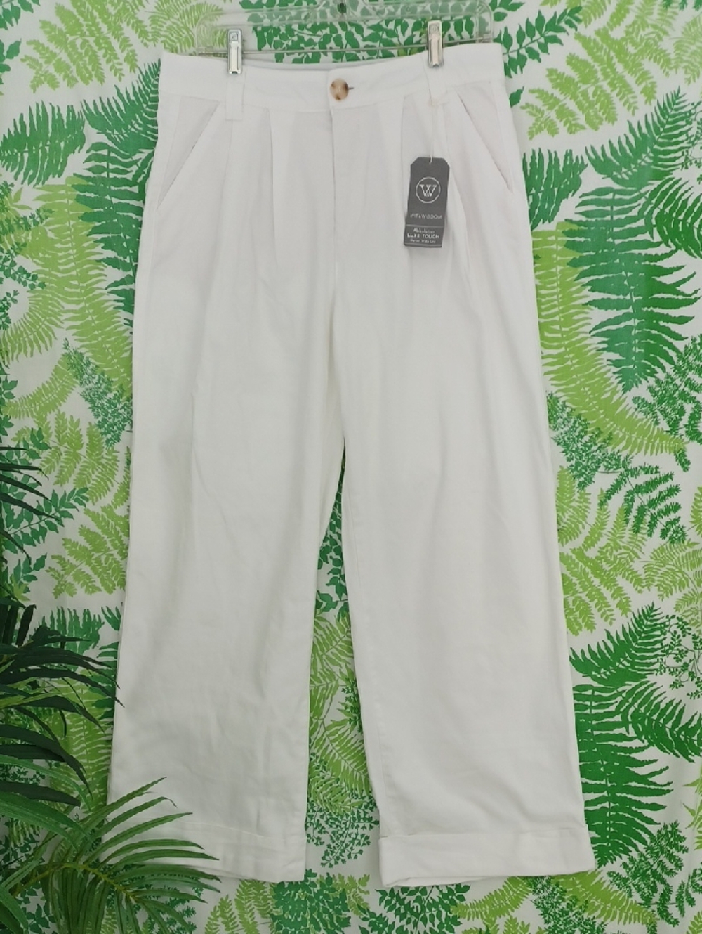 NWT Womens White Pleated Wide Leg Denim  Pants